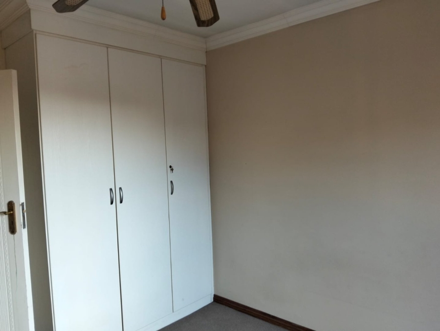 3 Bedroom Property for Sale in Hughes Gauteng