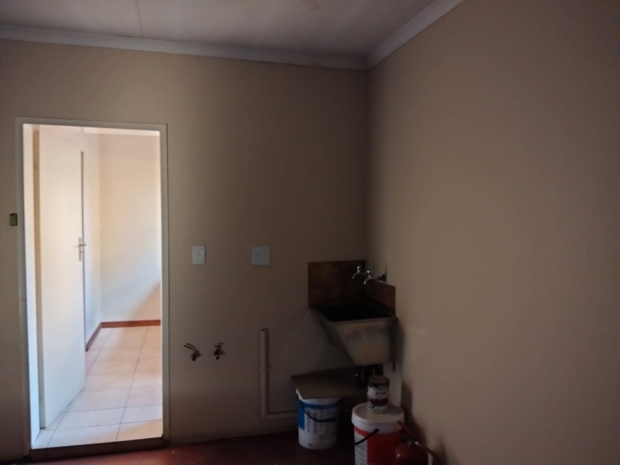 3 Bedroom Property for Sale in Hughes Gauteng