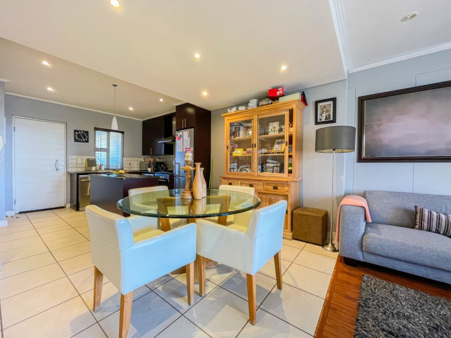 To Let 2 Bedroom Property for Rent in Morningside Gauteng