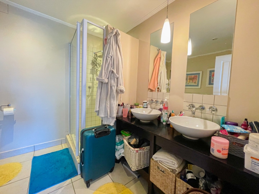To Let 2 Bedroom Property for Rent in Morningside Gauteng