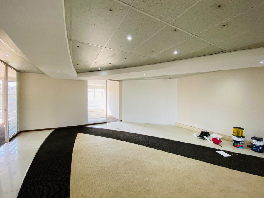 To Let commercial Property for Rent in Die Hoewes Gauteng