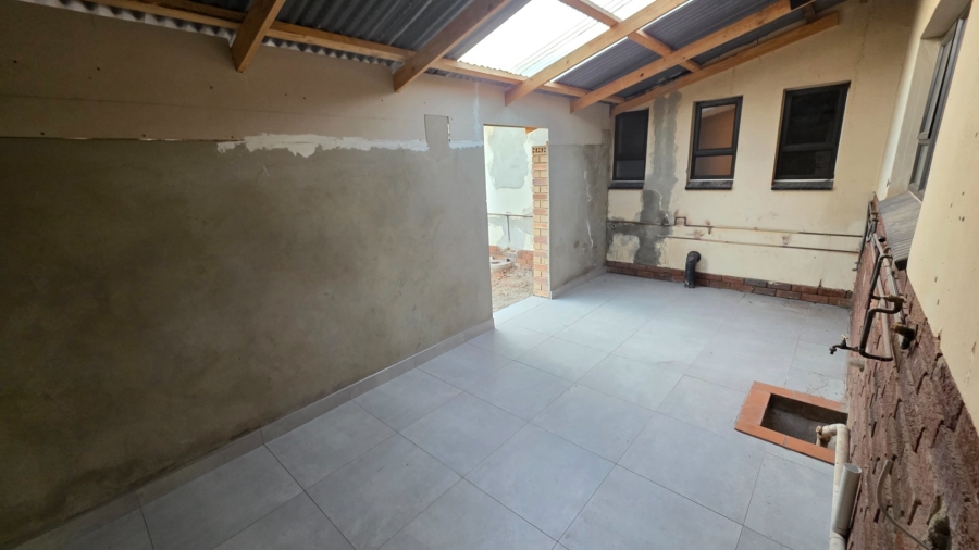 4 Bedroom Property for Sale in Erasmia Gauteng