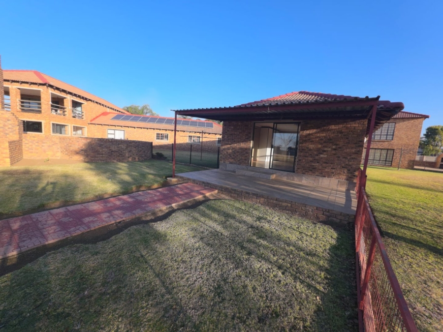 4 Bedroom Property for Sale in Bredell Gauteng