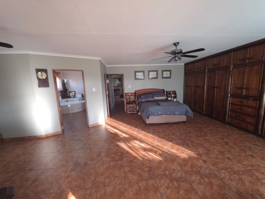 4 Bedroom Property for Sale in Bredell Gauteng