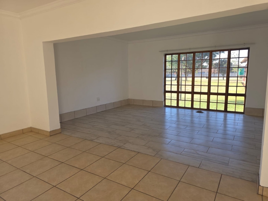 4 Bedroom Property for Sale in Bredell Gauteng