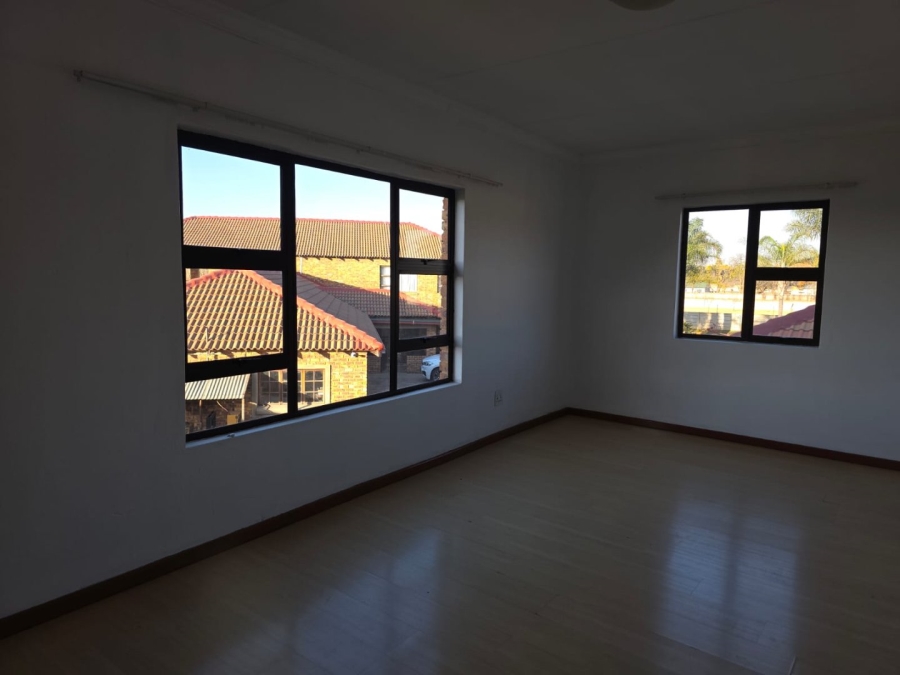 4 Bedroom Property for Sale in Bredell Gauteng