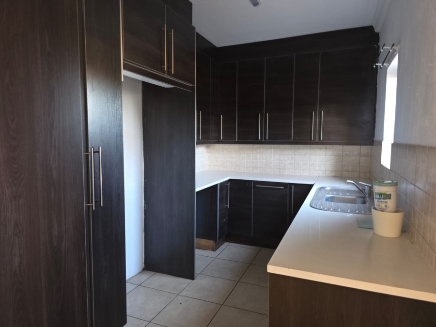 4 Bedroom Property for Sale in Bredell Gauteng