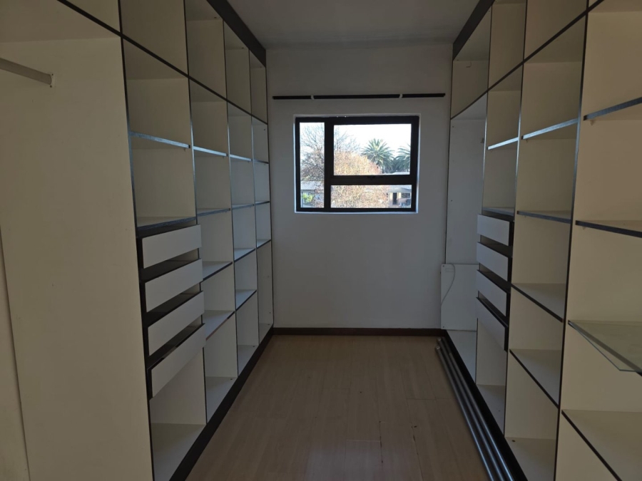 4 Bedroom Property for Sale in Bredell Gauteng