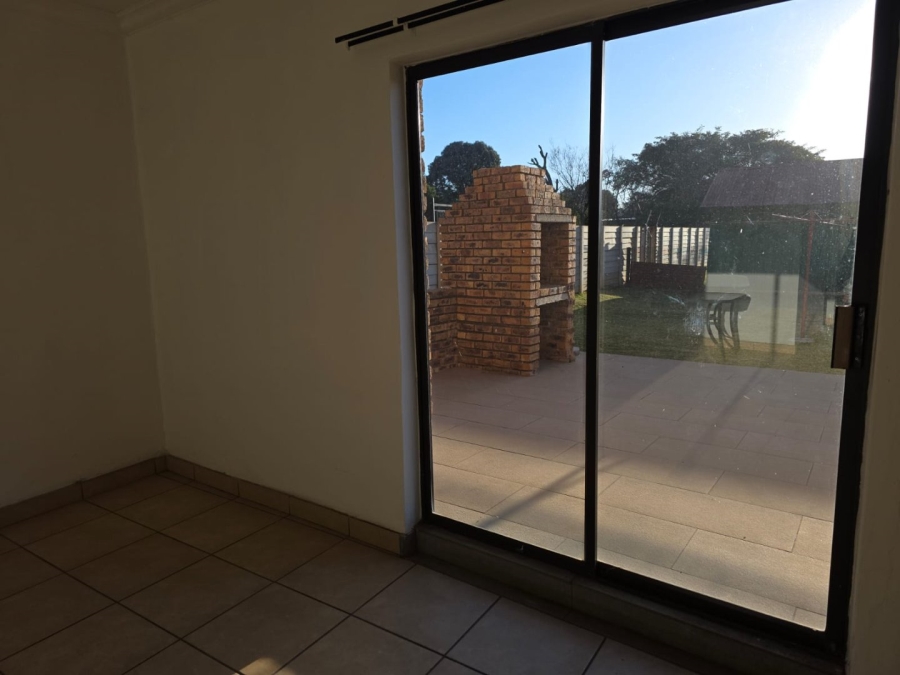 4 Bedroom Property for Sale in Bredell Gauteng