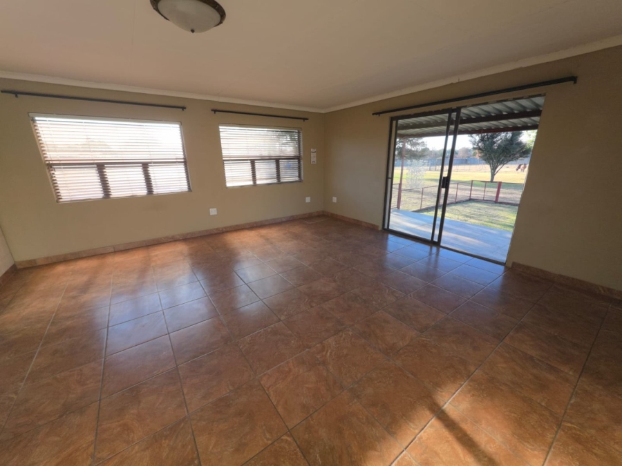 4 Bedroom Property for Sale in Bredell Gauteng