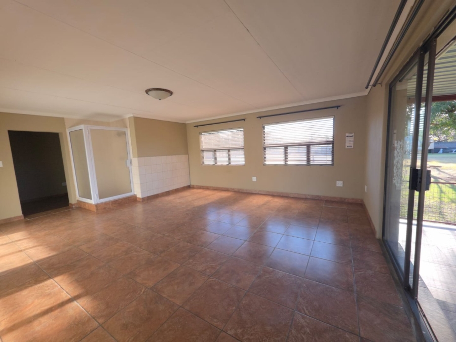4 Bedroom Property for Sale in Bredell Gauteng