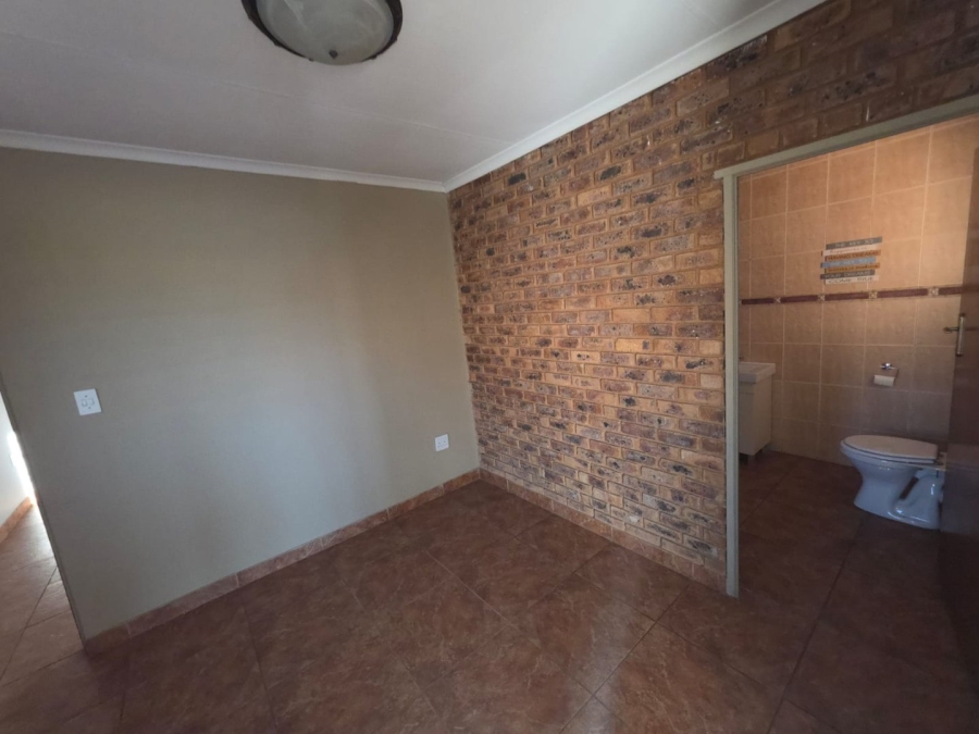 4 Bedroom Property for Sale in Bredell Gauteng