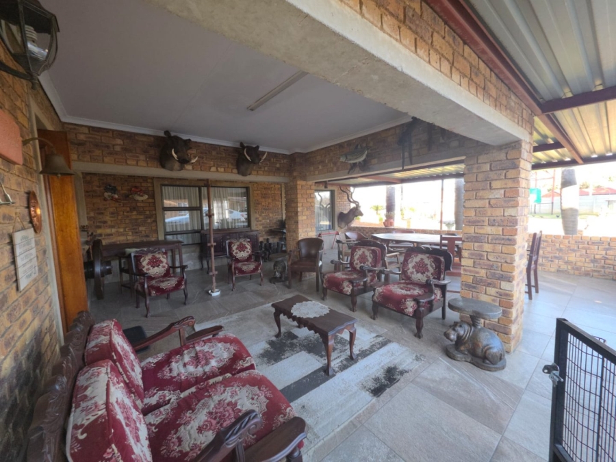 4 Bedroom Property for Sale in Bredell Gauteng