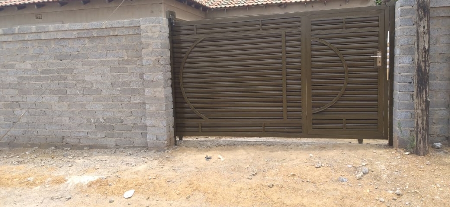 3 Bedroom Property for Sale in Orange Farm Gauteng