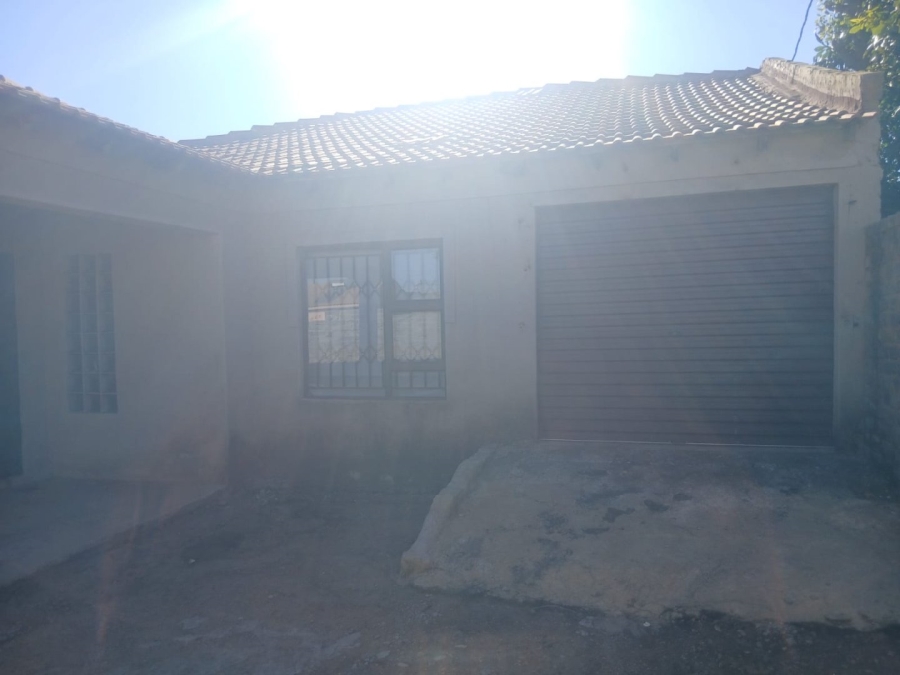 3 Bedroom Property for Sale in Orange Farm Gauteng