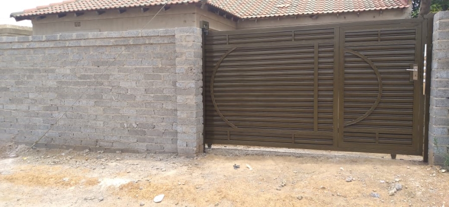 3 Bedroom Property for Sale in Orange Farm Gauteng