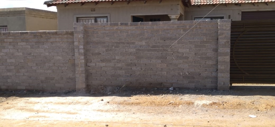 3 Bedroom Property for Sale in Orange Farm Gauteng