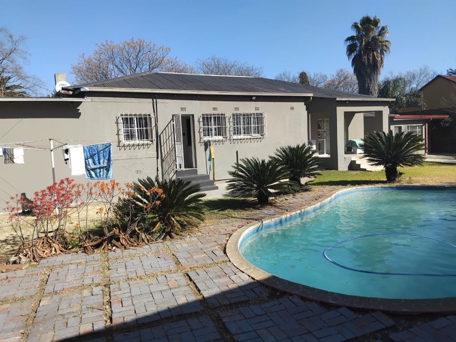 3 Bedroom Property for Sale in Edenvale Central Gauteng