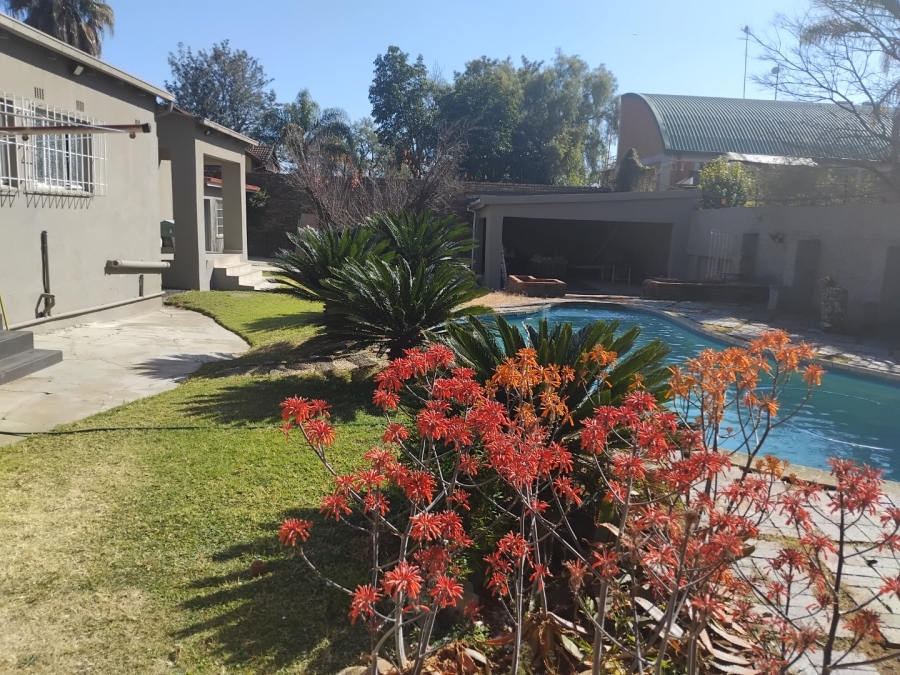 3 Bedroom Property for Sale in Edenvale Central Gauteng