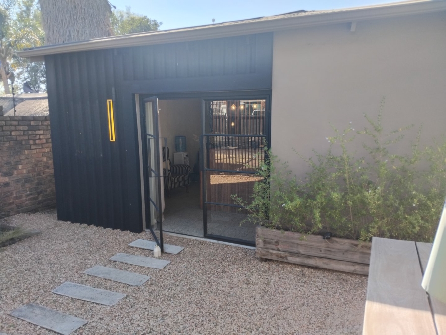 3 Bedroom Property for Sale in Edenvale Central Gauteng