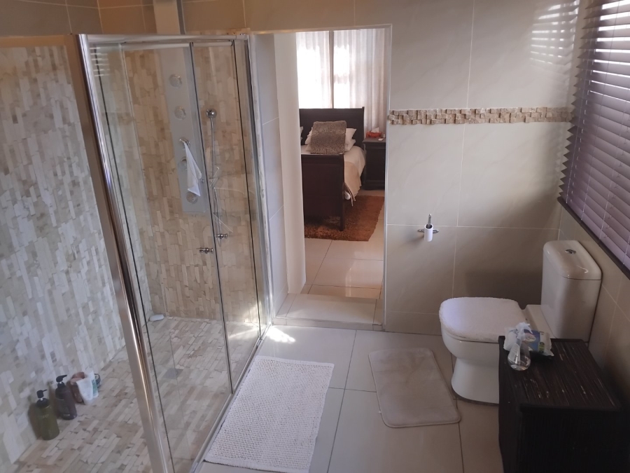 3 Bedroom Property for Sale in Edenvale Central Gauteng