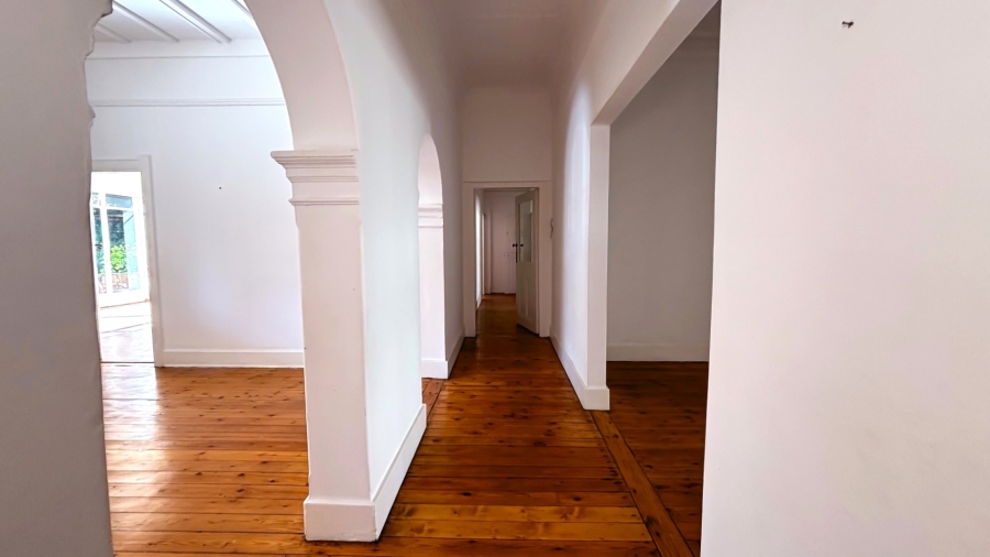 5 Bedroom Property for Sale in Parktown Gauteng