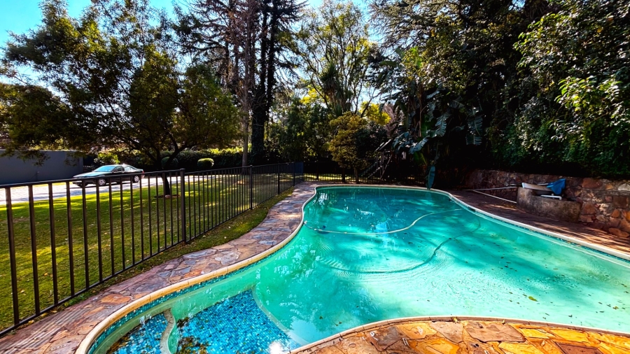 5 Bedroom Property for Sale in Parktown Gauteng