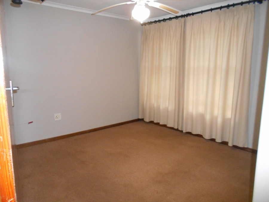 To Let 2 Bedroom Property for Rent in Valhalla Gauteng