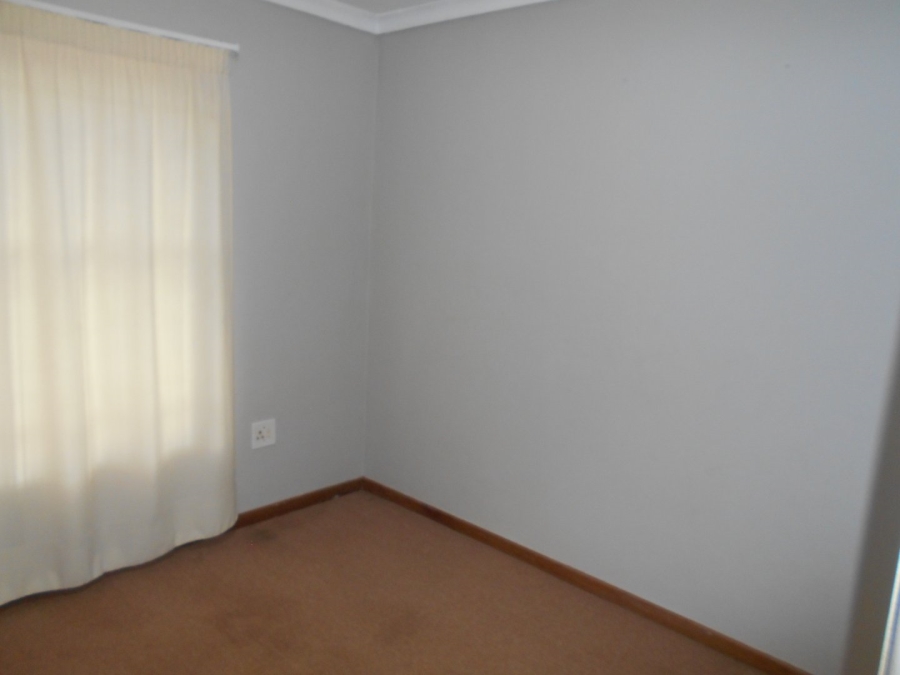 To Let 2 Bedroom Property for Rent in Valhalla Gauteng