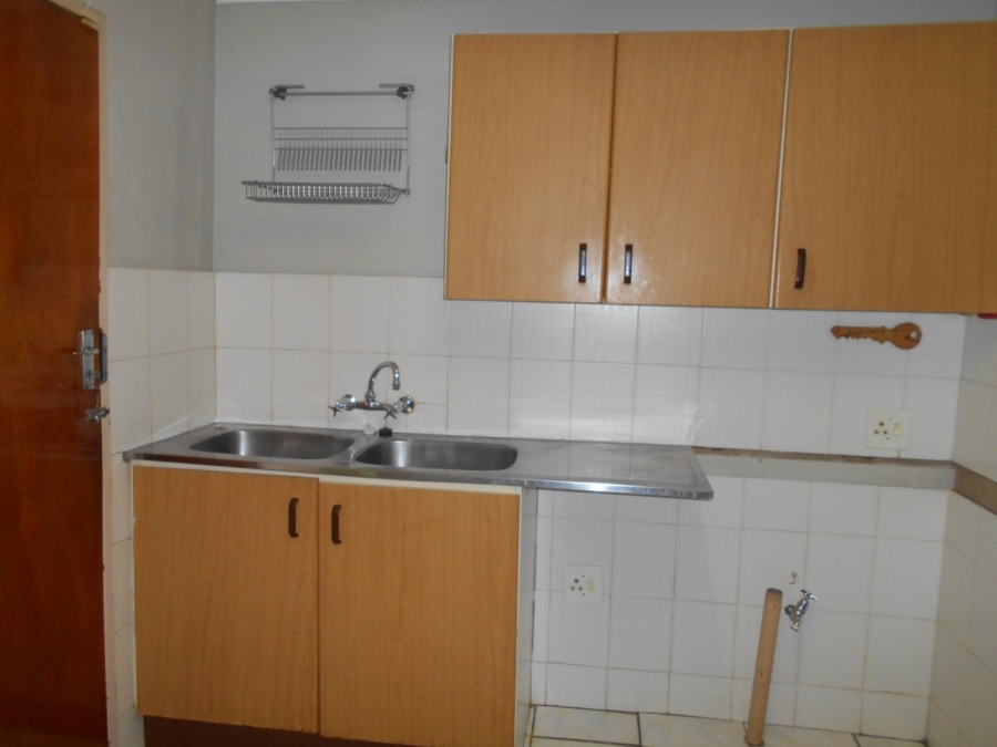 To Let 2 Bedroom Property for Rent in Valhalla Gauteng
