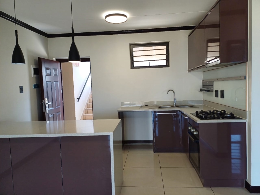 To Let 1 Bedroom Property for Rent in Blue Hills AH Gauteng