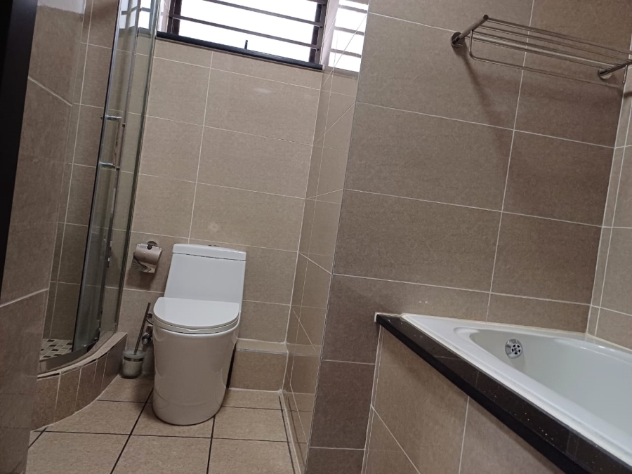 To Let 1 Bedroom Property for Rent in Blue Hills AH Gauteng