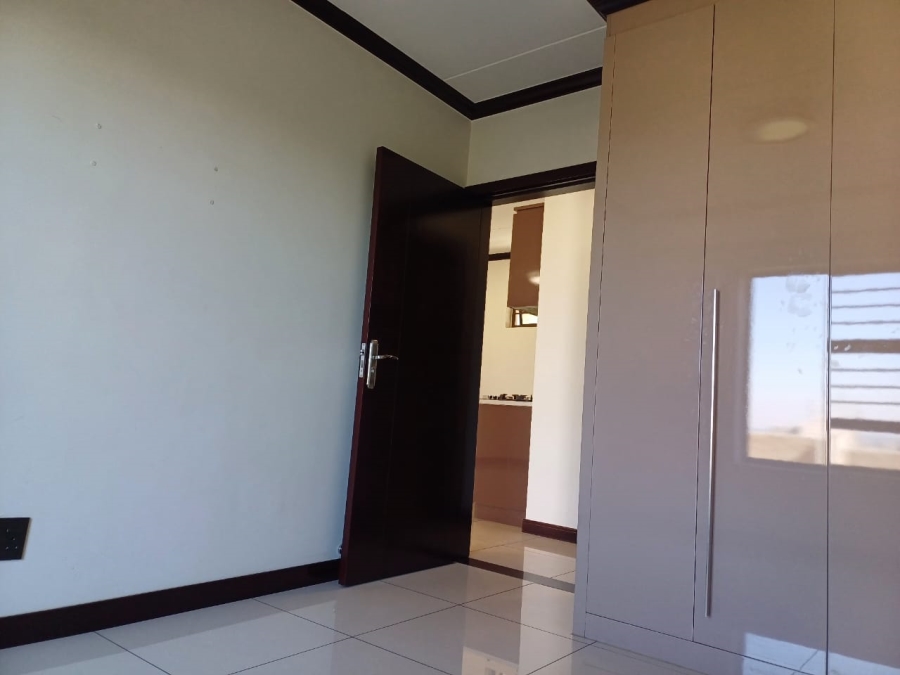 To Let 1 Bedroom Property for Rent in Blue Hills AH Gauteng