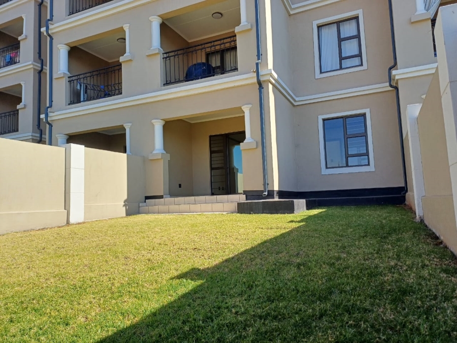 To Let 1 Bedroom Property for Rent in Blue Hills AH Gauteng