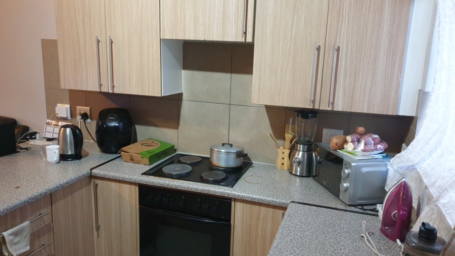 2 Bedroom Property for Sale in Monavoni Gauteng
