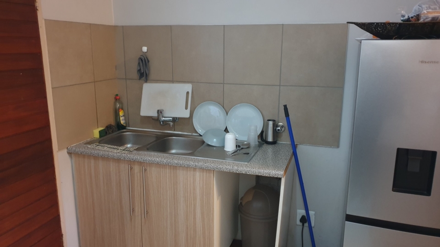 2 Bedroom Property for Sale in Monavoni Gauteng