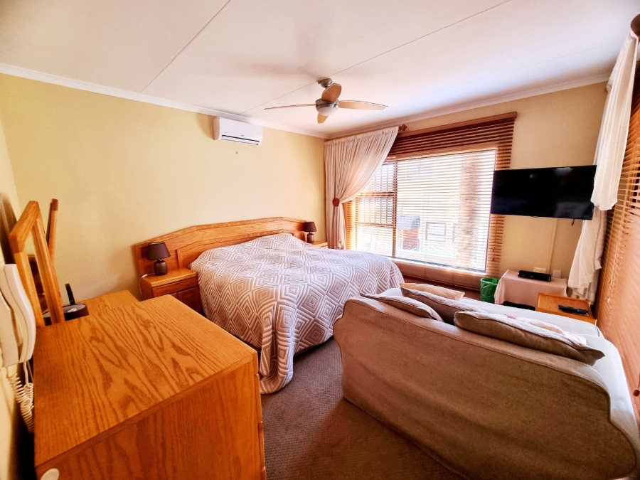 3 Bedroom Property for Sale in Meyersdal Gauteng