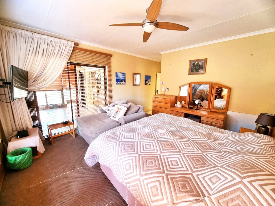 3 Bedroom Property for Sale in Meyersdal Gauteng