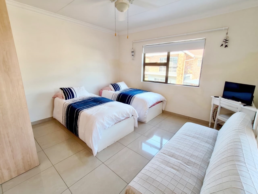 5 Bedroom Property for Sale in Misty Bay Gauteng