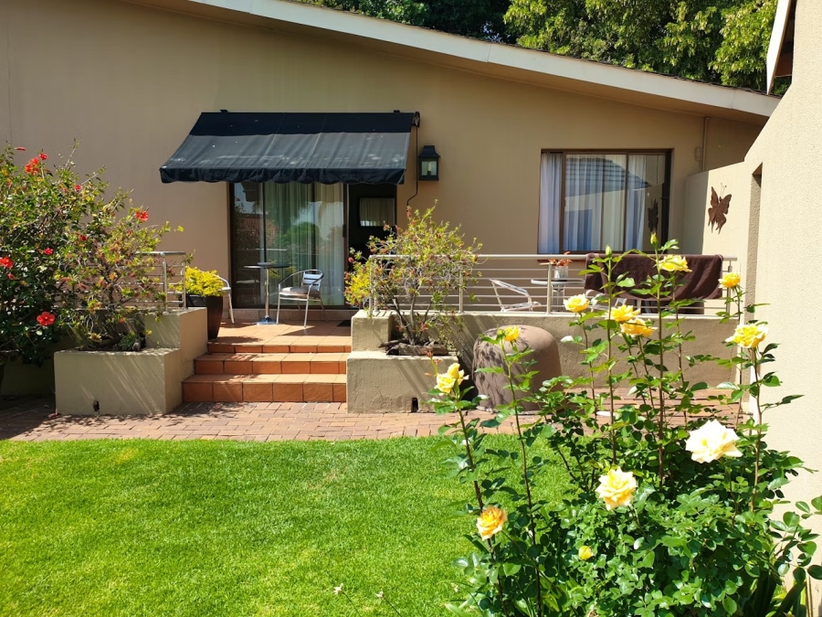 To Let 2 Bedroom Property for Rent in Bedfordview Gauteng