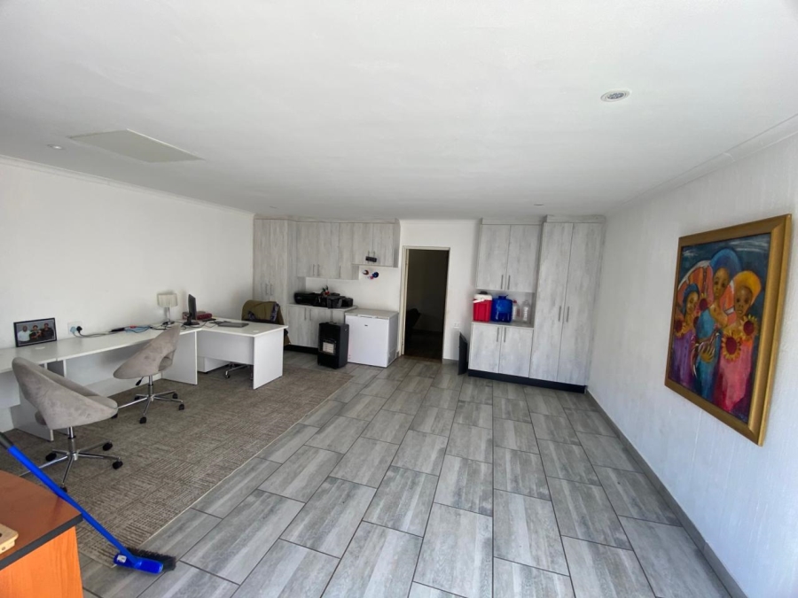 3 Bedroom Property for Sale in Northcliff Gauteng