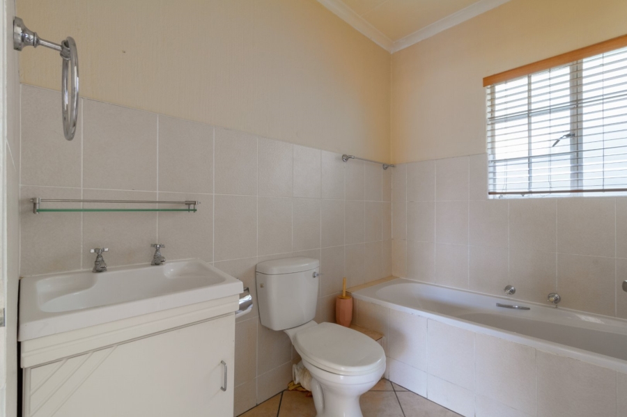 To Let 2 Bedroom Property for Rent in Northgate Gauteng