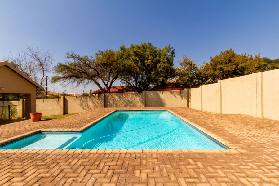 To Let 2 Bedroom Property for Rent in Northgate Gauteng