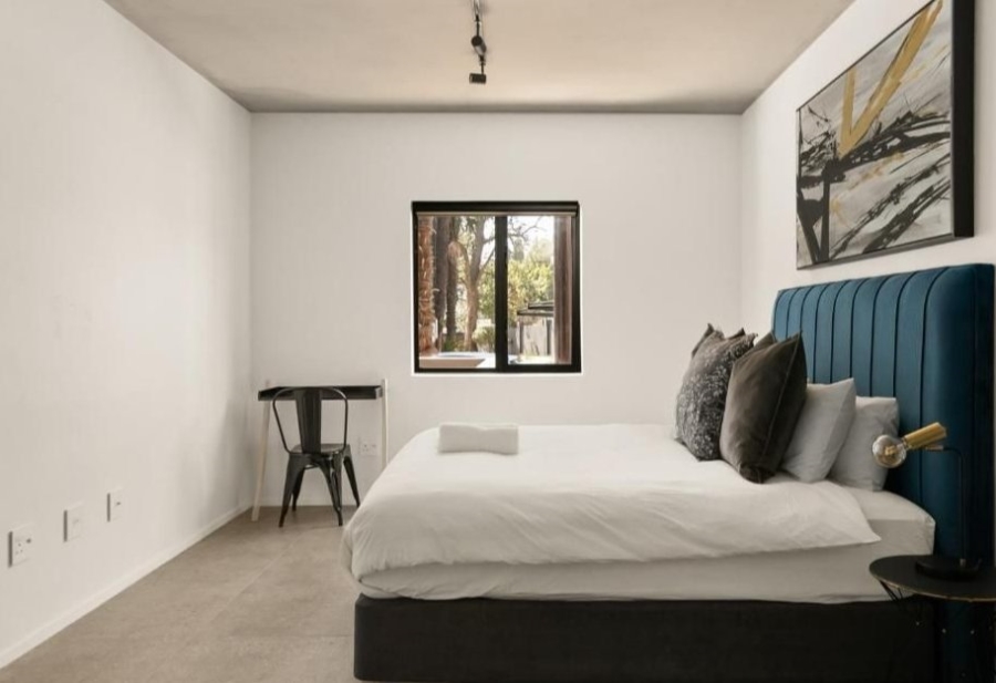1 Bedroom Property for Sale in Hyde Park Gauteng