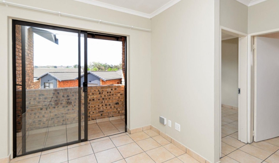 2 Bedroom Property for Sale in Comet Gauteng