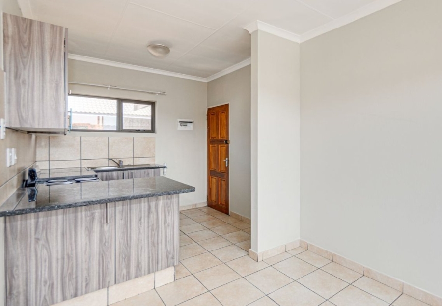 2 Bedroom Property for Sale in Comet Gauteng