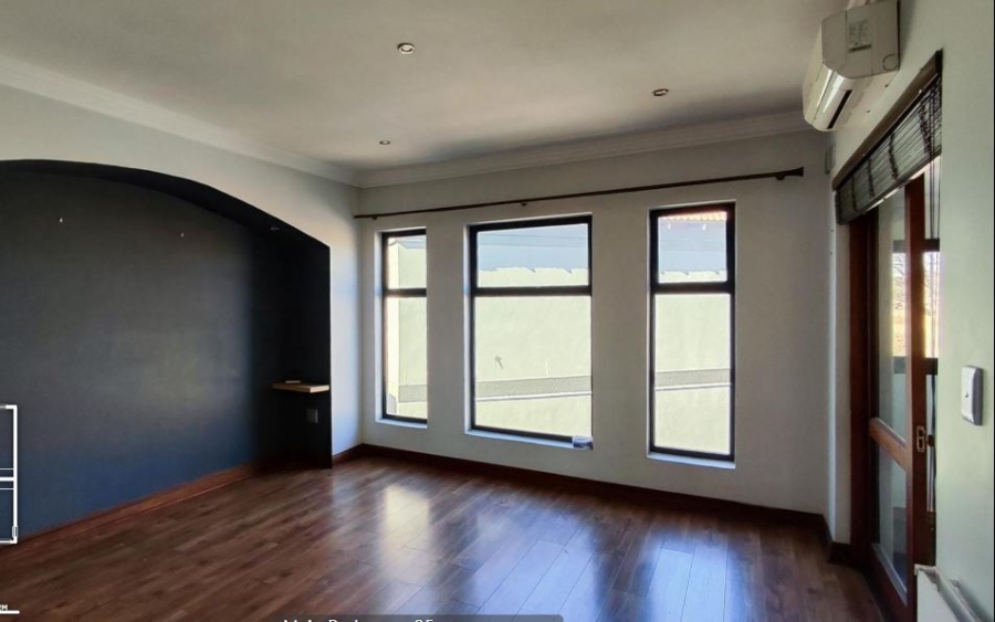 5 Bedroom Property for Sale in Glen Erasmia Gauteng