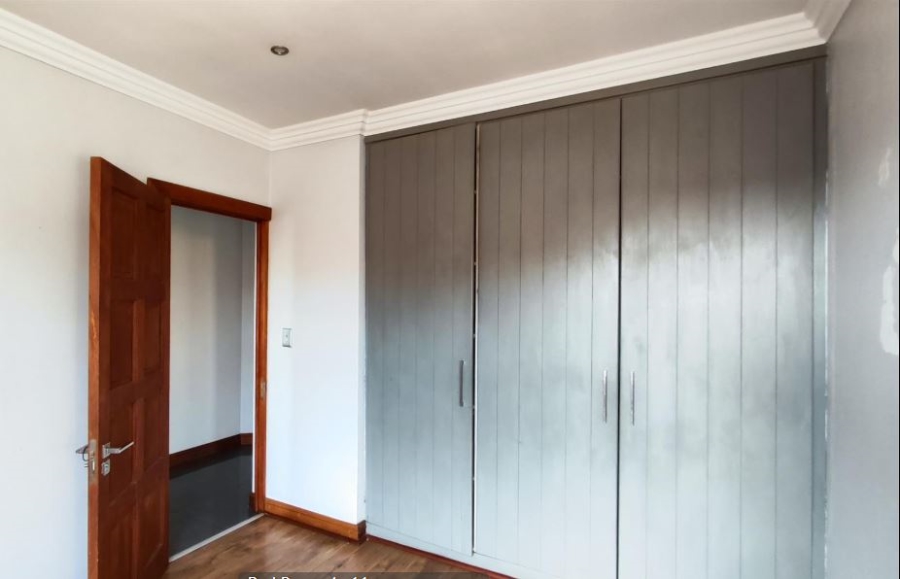 5 Bedroom Property for Sale in Glen Erasmia Gauteng