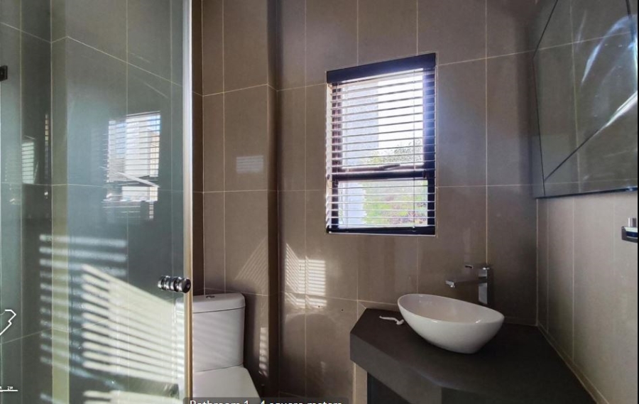 5 Bedroom Property for Sale in Glen Erasmia Gauteng