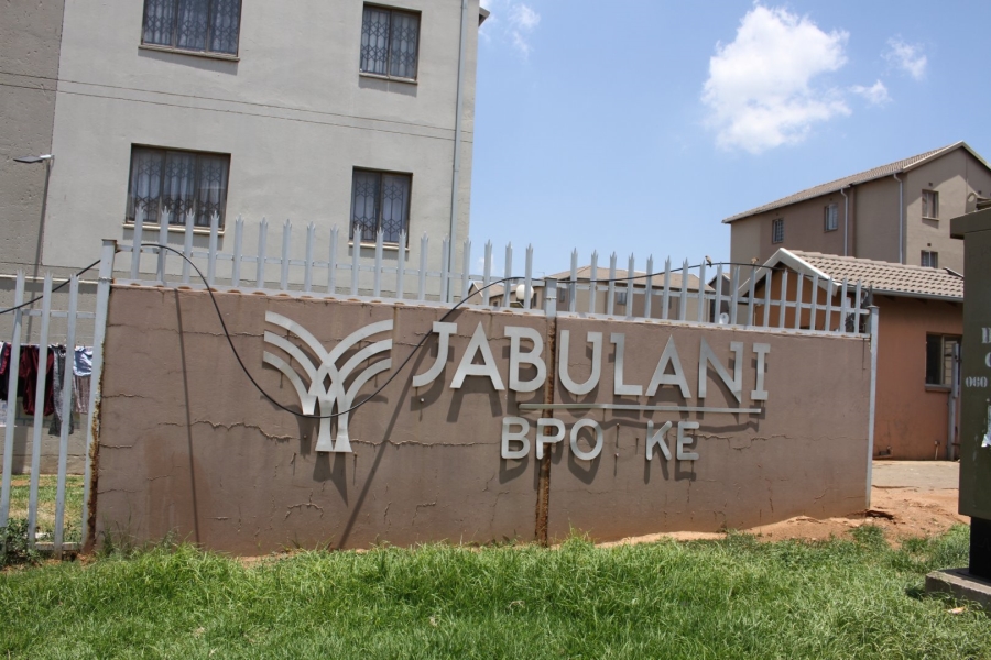2 Bedroom Property for Sale in Jabulani Gauteng